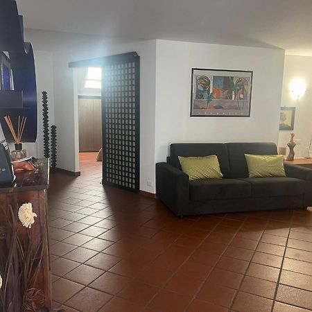 Historic Center Via Po Apartment Turin Bagian luar foto