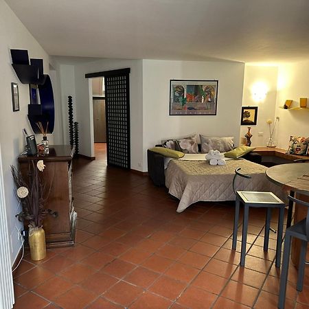 Historic Center Via Po Apartment Turin Bagian luar foto