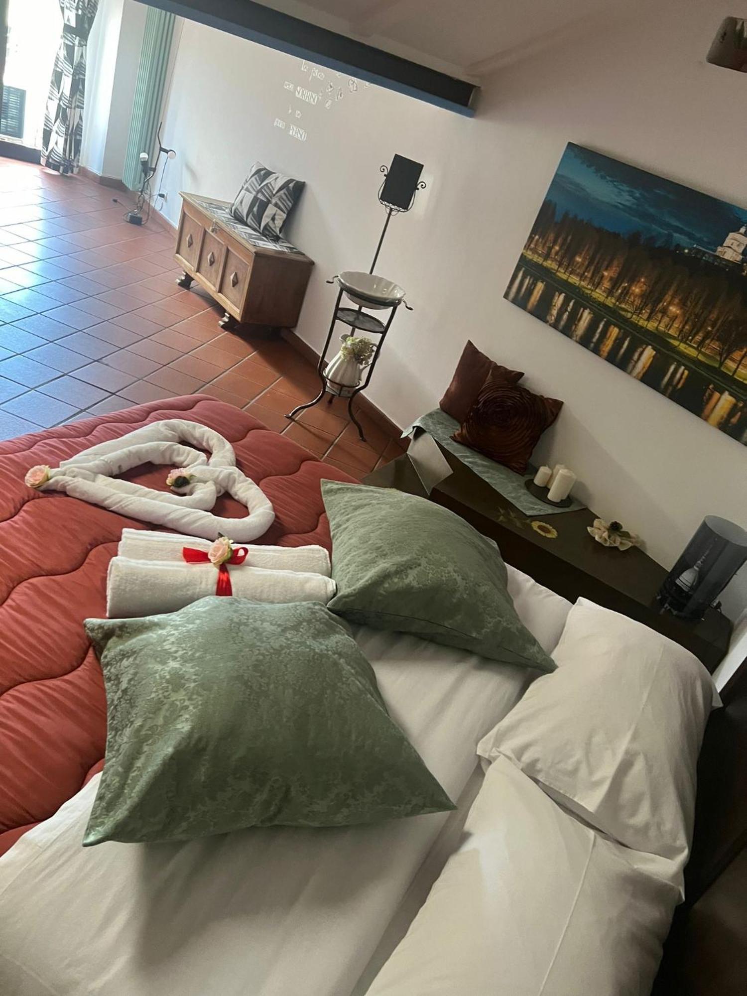 Historic Center Via Po Apartment Turin Bagian luar foto