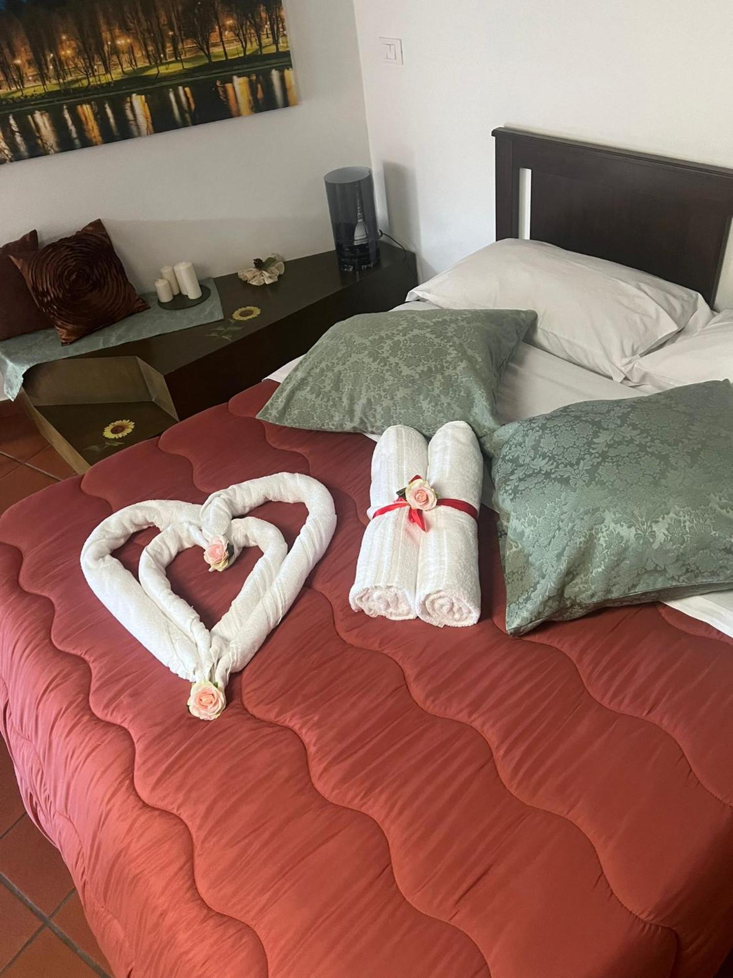 Historic Center Via Po Apartment Turin Bagian luar foto