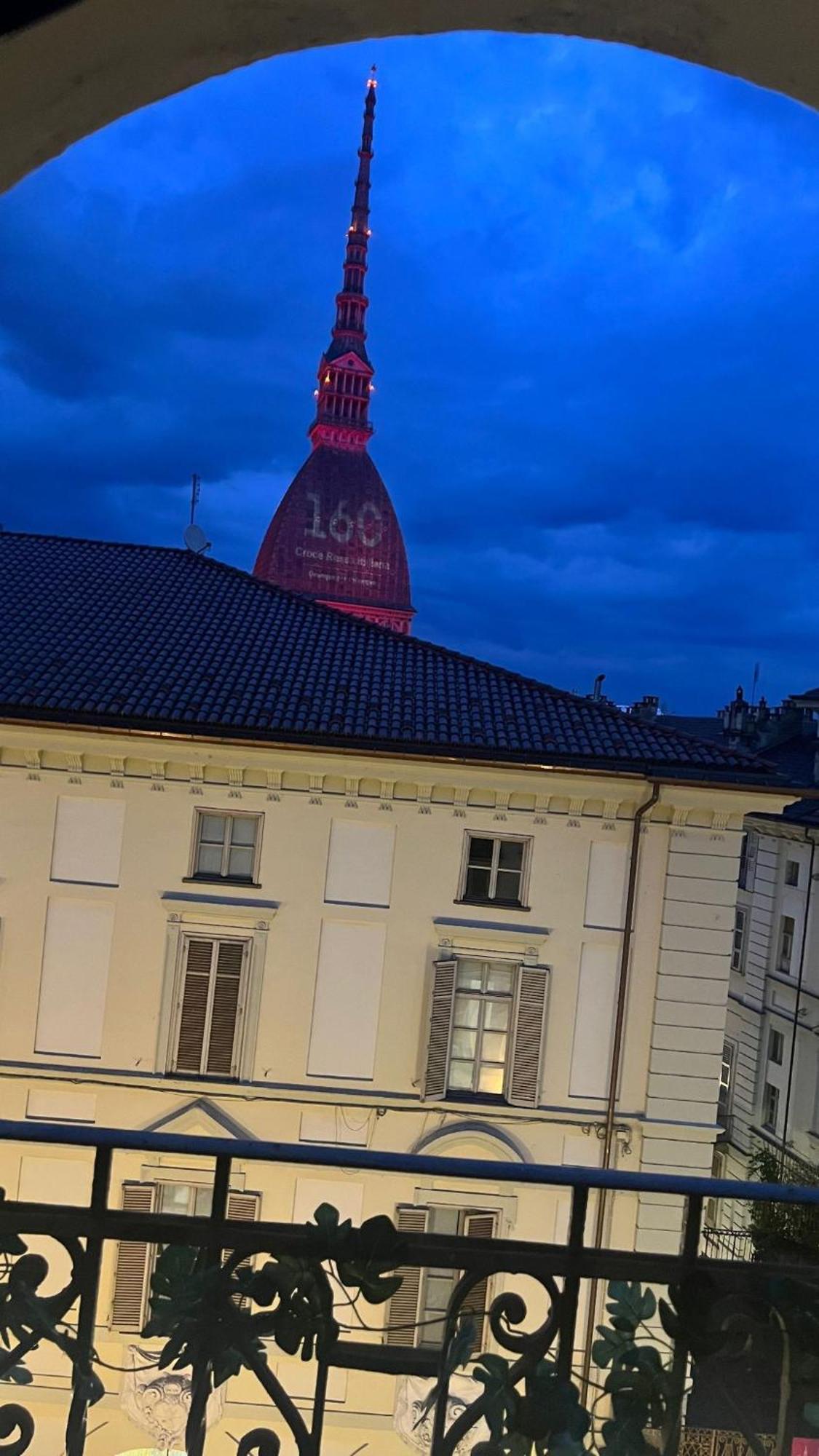 Historic Center Via Po Apartment Turin Bagian luar foto