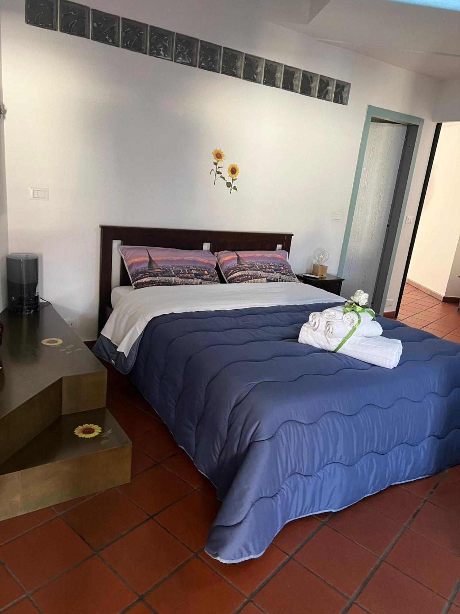 Historic Center Via Po Apartment Turin Bagian luar foto
