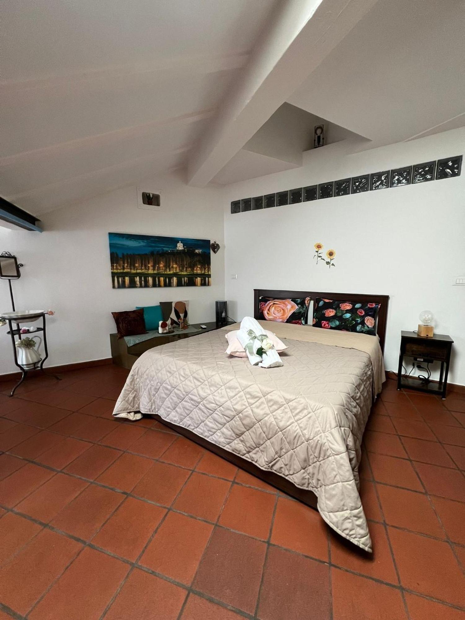 Historic Center Via Po Apartment Turin Bagian luar foto